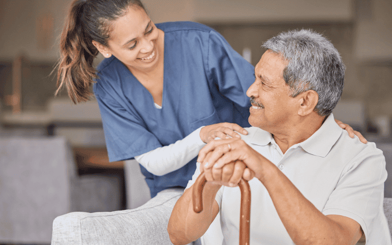 elderly-patients-can-travel-safely-with-homecare